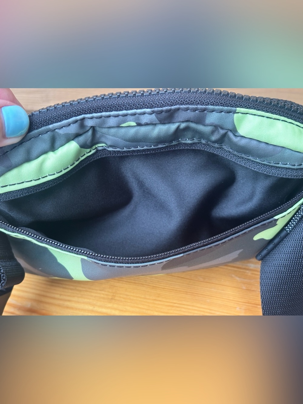 lululemon athletica 1L Belt Bag - Picture 5 of 9